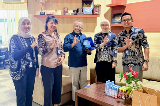 BRI Kendari Samratulangi Jalin Silaturahmi dan Audiensi dengan Universitas Halu Oleo, Tawarkan Giro Reward dan Kerja Sama Fakultas